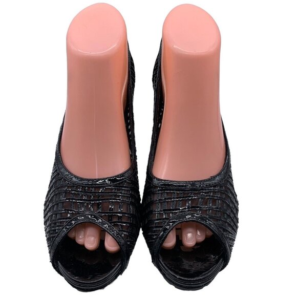 Aquatalia Heels Peep Toe Pumps Laser Cut Out Black Patent Leather Women’s Sz 9. - Picture 4 of 12